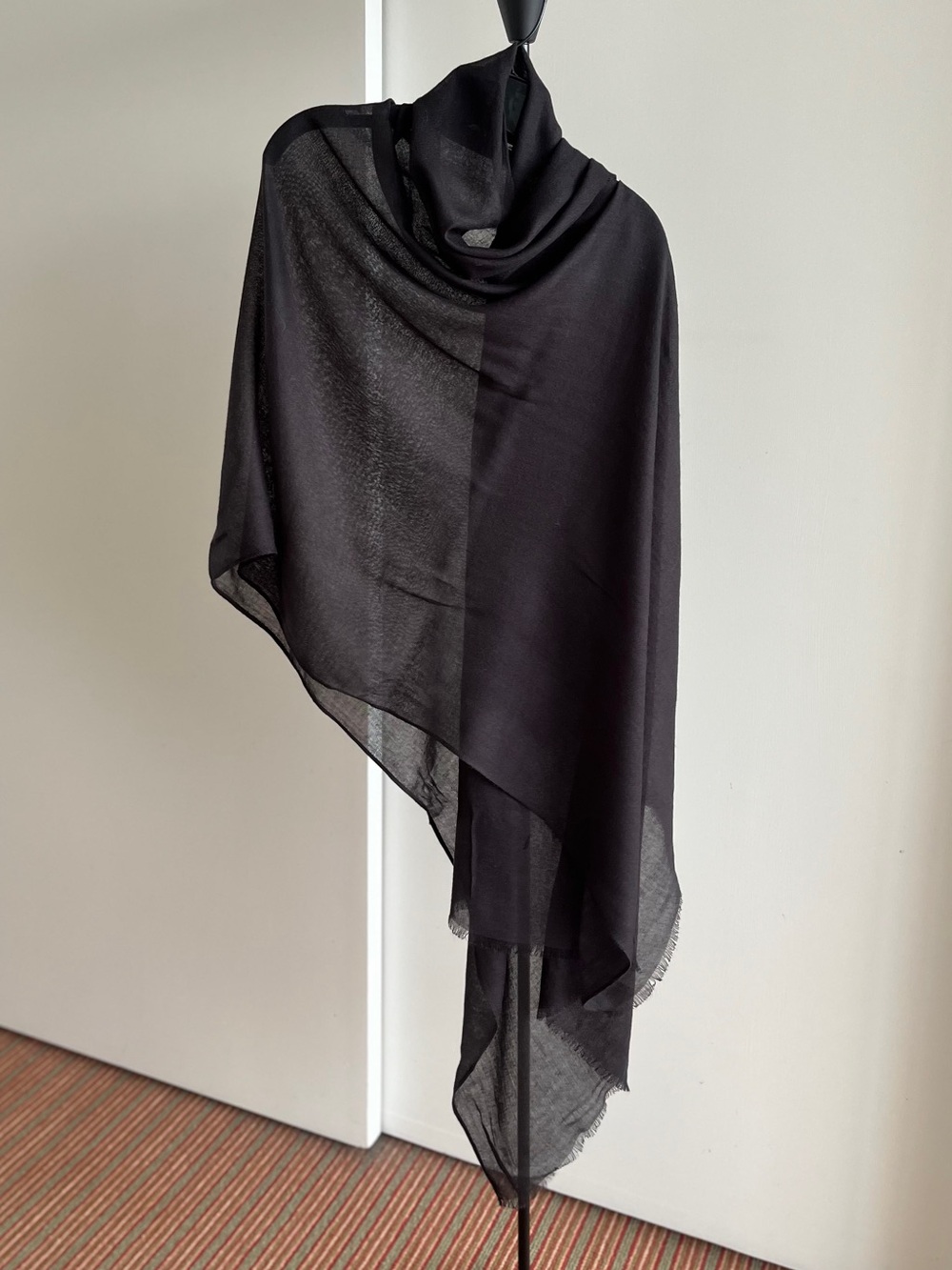 Jet Black Large Scarf Shawl Soft Woven Wool & Cotton Like Feel 34" x 82" EUC